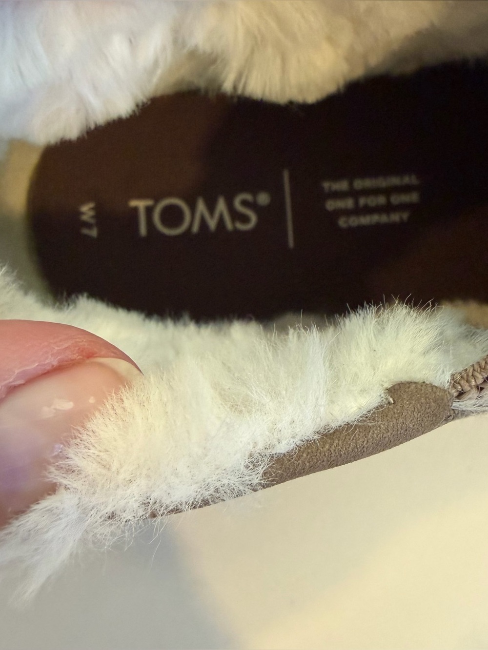 Toms women's Taupe Slip-On Fur-Lined Loafers -Size 7 - Picture 9 of 10